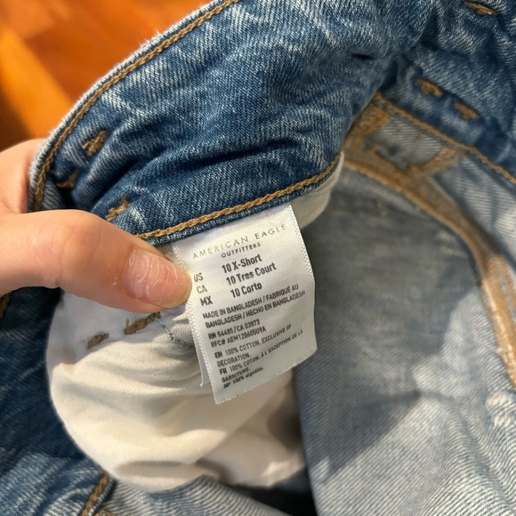 High Waisted Mom Jeans - Picture 6 of 8